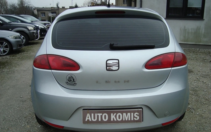 Seat Leon cena 13900 przebieg: 220000, rok produkcji 2006 z Łomianki małe 56